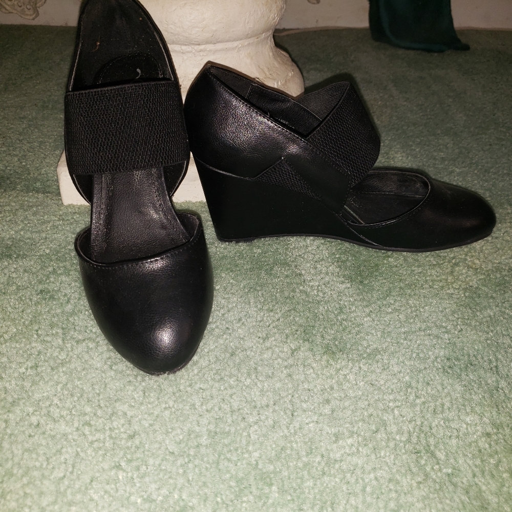 Black Wedge Dress Heels